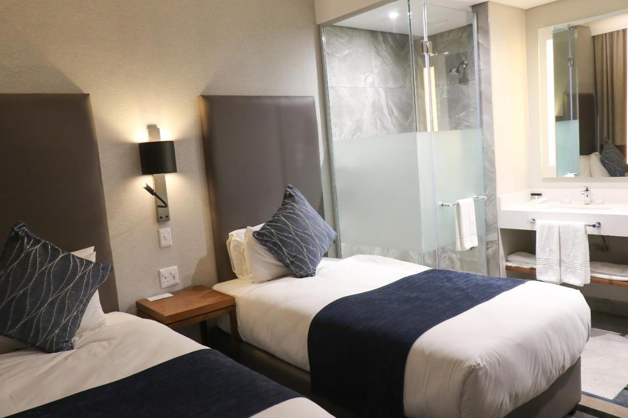 Mayfair Hotel Mthatha Eksteriør billede