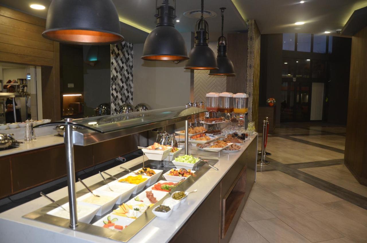 Mayfair Hotel Mthatha Eksteriør billede