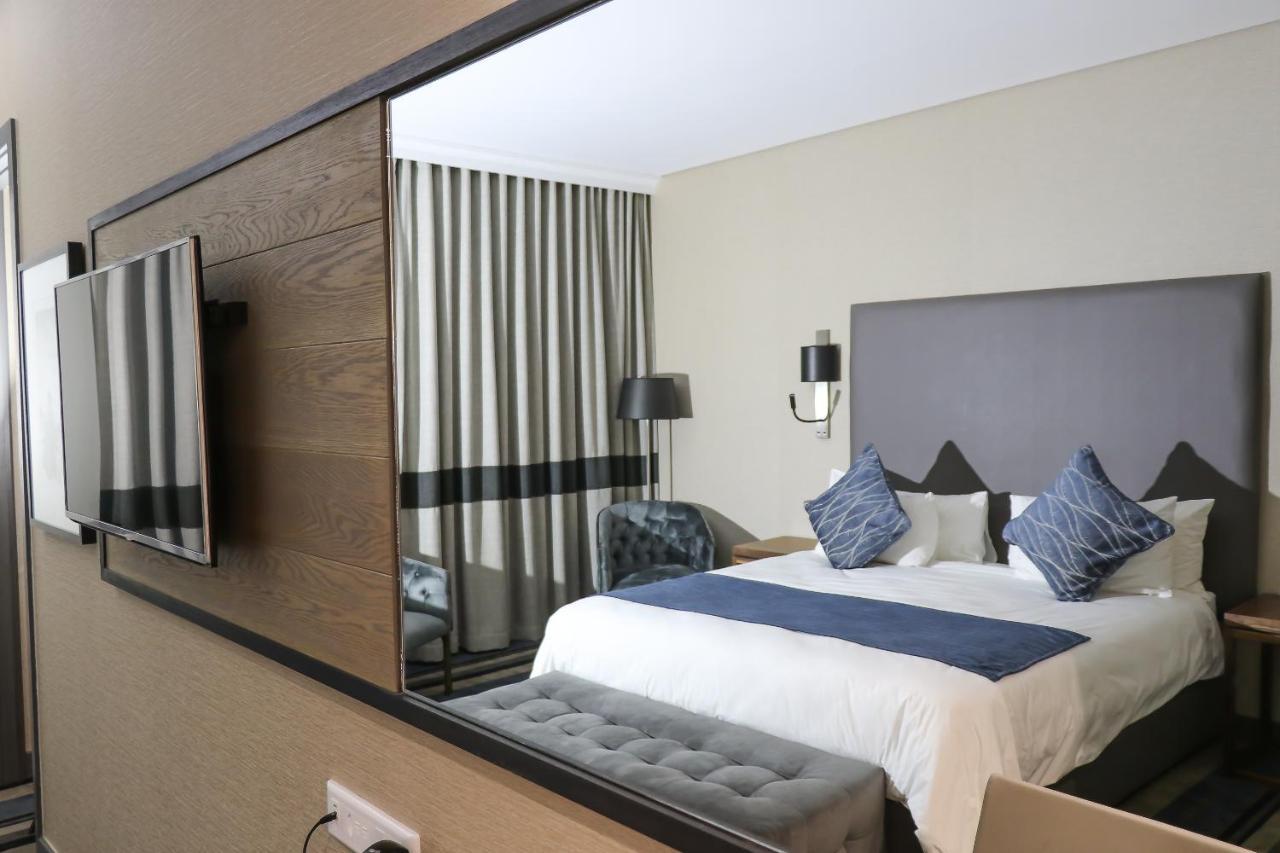 Mayfair Hotel Mthatha Eksteriør billede
