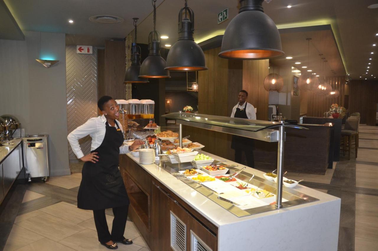 Mayfair Hotel Mthatha Eksteriør billede